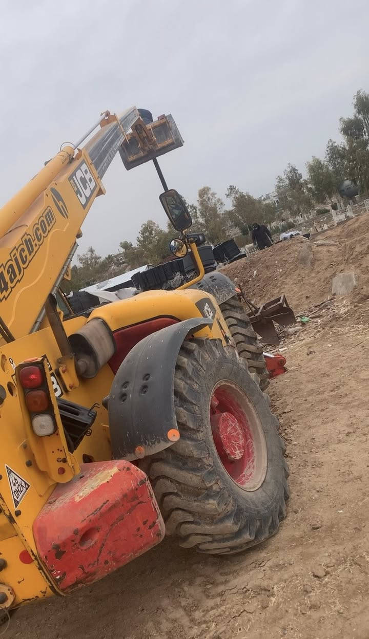 بۆفەرۆشتن مۆدیل 2008.  فوول عادی رەقەم وسەنەوی ٨٠٠٠ساتی ئیشیکەردەوە رەقەم ***********
