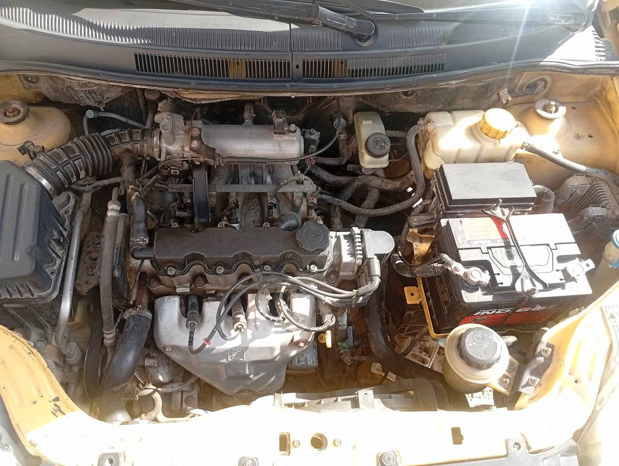 سلام عليكم سياره افيو مفتوح شركه عامه موديل 2010 رقم نجف انلكيزي 
السياره بأسمي بيه باب السايق امبدل وجاملغ هم جهت السايق ابمدل مكينه لاتبخير ولاتنقيص وتبريد خير من الله 
مكاني الديوانية قضاء الشاميه *********** السعر 52 وبيه مجال بصيط
