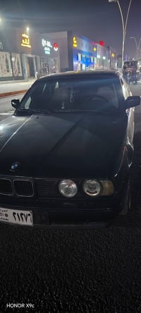 ١٩٩٠ • زيتوني • مكينة أوروبي