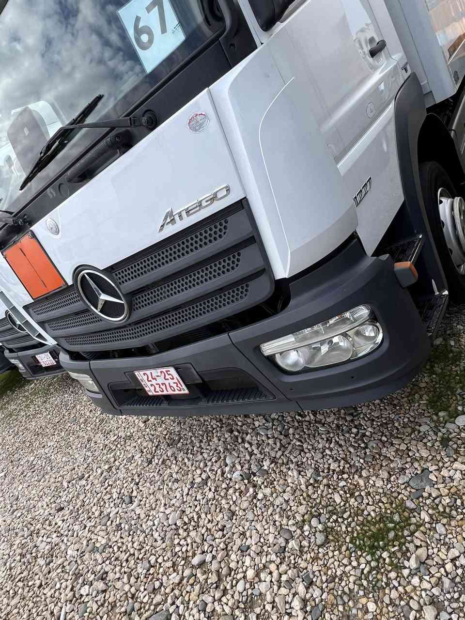 ماشاءالله تبارك الله
موديل 2016حجم1227
فول مواصفات 
مكفول كفاله عامه 
ماشي550ألف
مكان سليمانية 
***********📞
