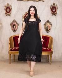 شلحة نسائية • فري سايز ٥٠-٩٠ كغ • توصيل لجميع المحافظات