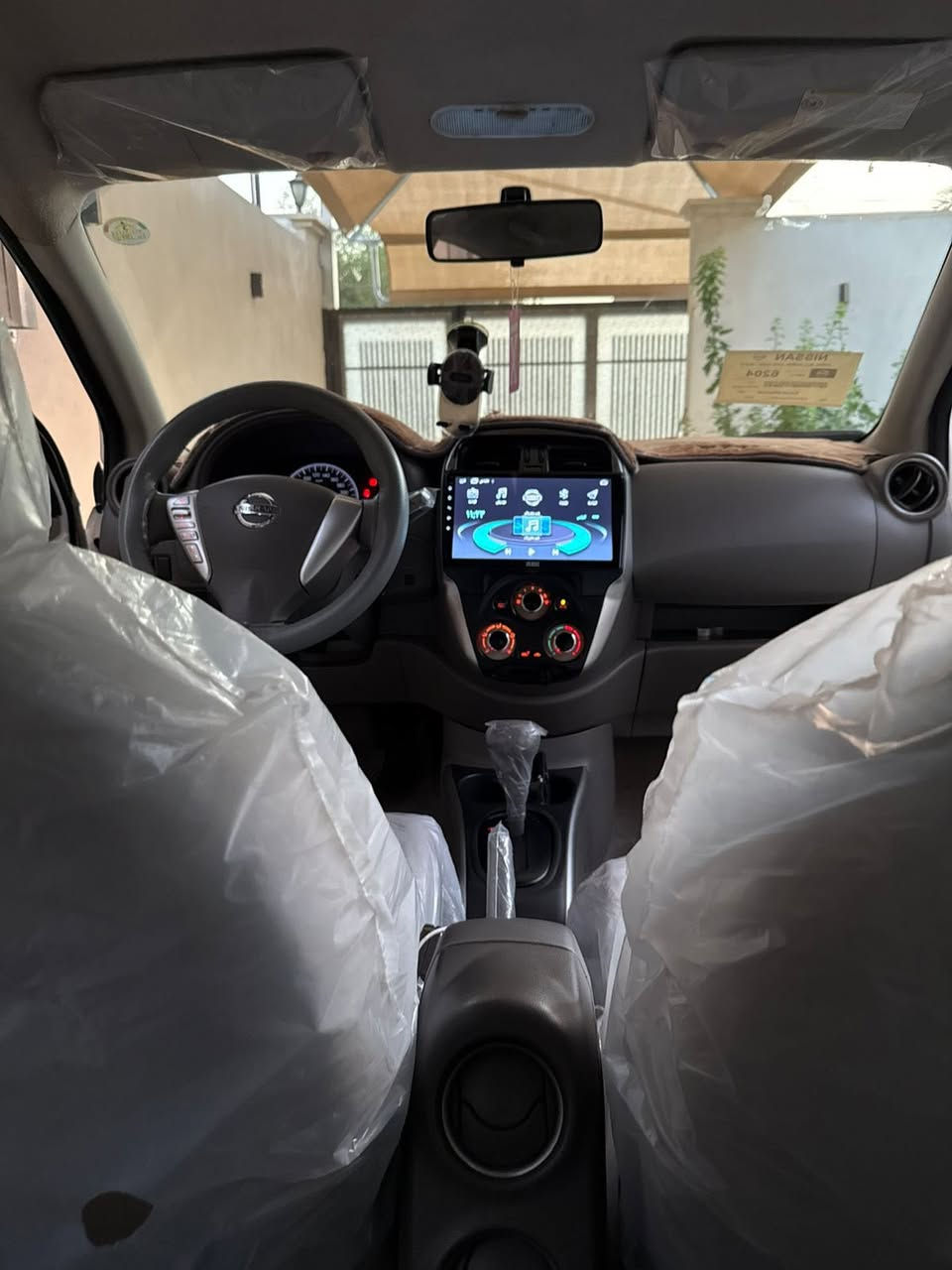 نيسان سني للبيع

موديل ٢٤  

تحكم ستيرن 

٤ جام كهرباء 

قطعتين تبريد 

اشاير بالمري

شاشه كار بلي  

ماشية 60  

سورنار موجود بلصور 

رقم أربيل تحويل ثاني يوم 

رقمي ***********

السعر 108$ وبيها مجال
