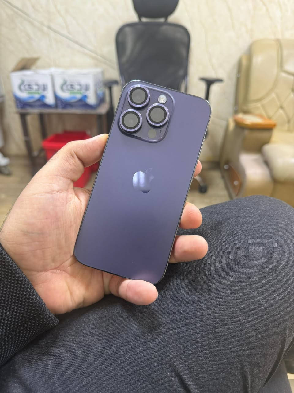 السلام عليكم ايفون 14 برو فقط ذاكرة 256 بطارية 81 جهاز ممفتوح ولا مصلح وكلش نظيف نسخة اليابان مراوس مع 15 برو او برو ماكس حته لو مبدل بطارية او ظهر مو مشكلة عنواني بغداد الاعظمية او بيع السعر قفل 650.000 متواجد خاص او واتساب ***********
