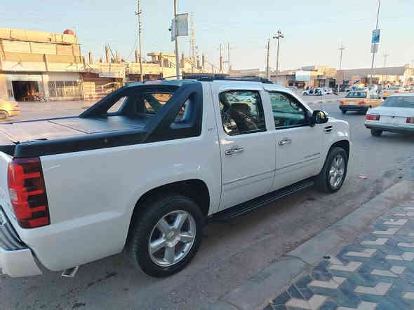 افلانج خليجي موديل 12  فول مواصفات فورويل  كشنات كهرباء جلد تحكم ستيرن كامره حساسات وبعد بيه مواصفات خليجي بيه فقط صبغ للهلا ات الوره صبغ رقم اربيل الجديد السياره هسه محوله بسمنه مصفره من كلشي حالين السياره بالعماره السعر 225 مراوس اونقد راح اخلي رقمي وشراي يخابر اويجي خاص  ***********
