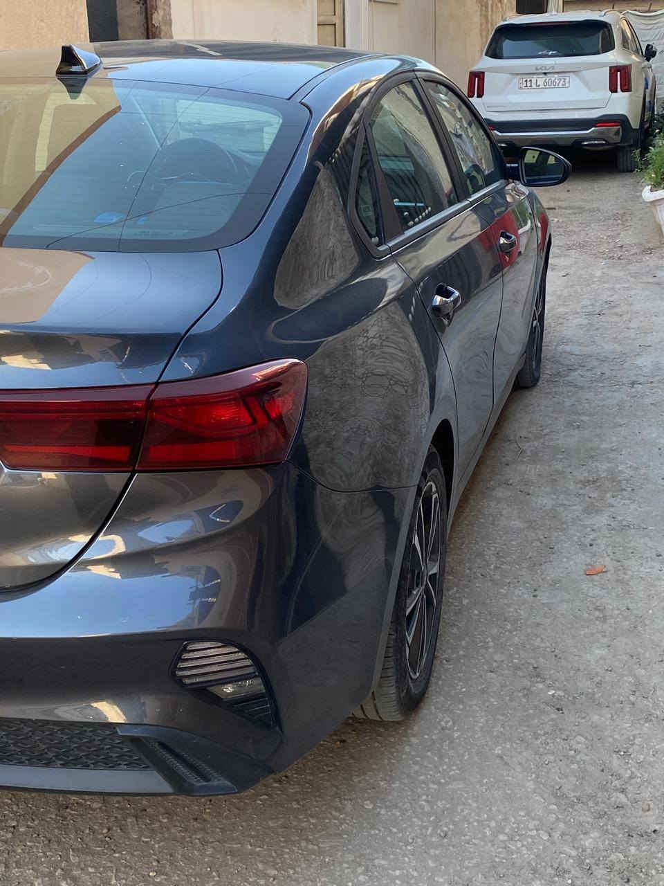 سلام عليكم فورتي موديل 2024 سياره بيه قطعتين صبغ صور الحادث موجوده بالمنشور مكينه  كير تبريد حداديه تخم تاير كله جديد ع شركه ماشيه 36 ميل السعر 138 ورقه الاستفسار اتصال ***********
