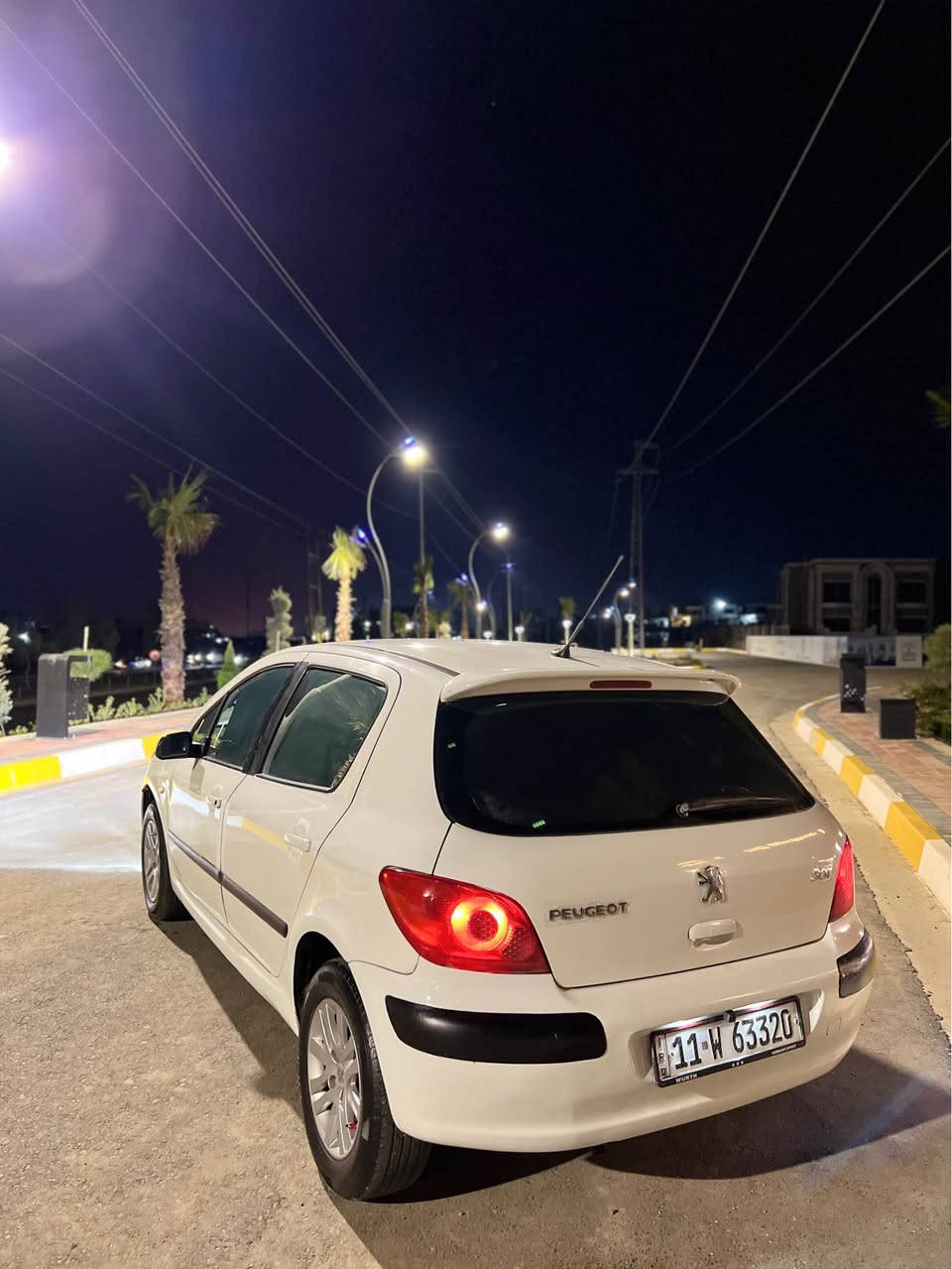 للبيع بيجو موديل2006  بيهة 4 قطع صبغ و السقف مابي صبغ وبشرط كير ومكينة بي اشويه صرف ال مكينه   ومابيهة اي مصرف السيارة والسنوية جديدة لحد 2030 تنتهي وبيهة بطاقة بنزين هم  سياره مشروع وطني سعر 57بي مجال                                                                            بو فروشتن بيجو 2006 /4 پارجه ي سوبغه سه قفي سو بغ نيه به شه رت گيرو مه كينه سه ياره كه بي عه يبه به س مه كينه كه ي توزي سرفي هه به سياره كه يه ك دينار مه سرفي تي نيه سه نه وي هه تا 2030 تا زه يه مشروع وطنيه  بطا قه بنزيني هه يه سعر 57 مجال. *********** Singapore
