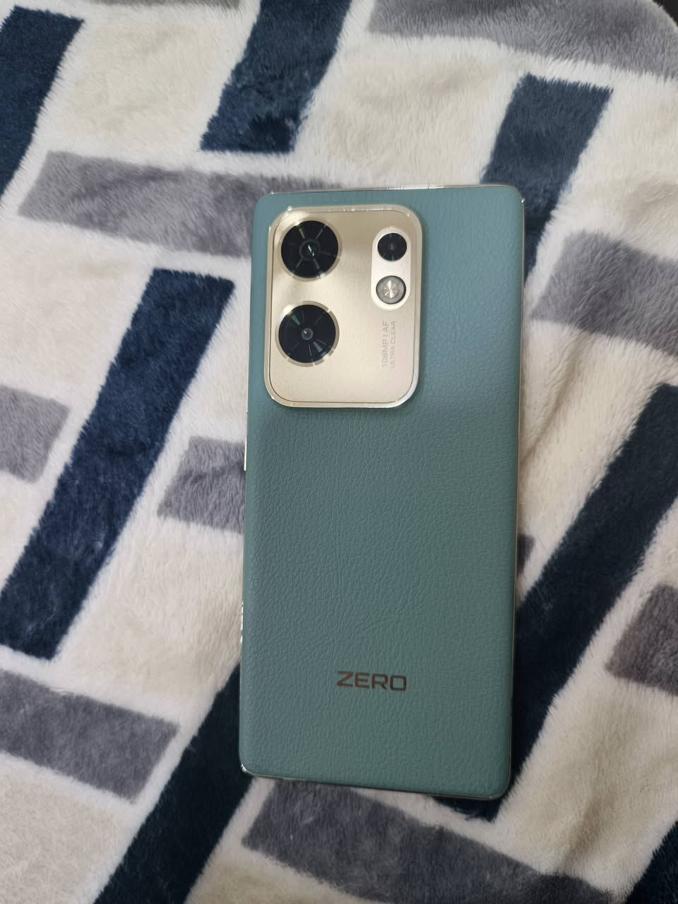 السلام عليكم موبايل للبيع زيرو 30 ذاكرة 256 
مكاني فلوجة 
السعر 160 وبي مجال


**إذا كنت صاحب هذا الإعلان وتريد حذفه لأي سبب، رجاءا أرسل رسالة إلى الدعم الفني**