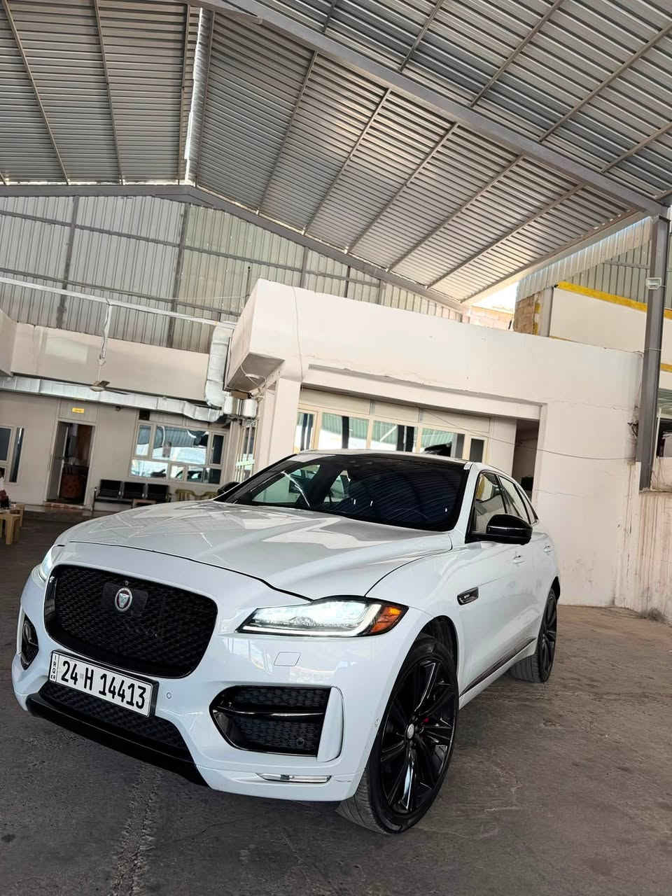 jaguar 2017 F_pace (R-dynamic)
سيارة بدون دعم بدون حادث 
محرك ٦ سلندر مرغوب بقوة ٤٠٠ حصان و عزم دوران ٥٥٠ نيوتن متر 
سيارة فول فول مواصفات كير محرك كهربائيات كل بشرط سيارة بانوراما كيج الكترونية 5 كاميرات رادار فتل شاشة كبير سماعات ميرديان مقاعد رياضيه ٥ وضعية سيارة تجي فول مواصفات سعر سيارة ٢٢٥ ورقة ومجال مكان سيارة دهوك سيارة للبيع و مراوسة 
***********
