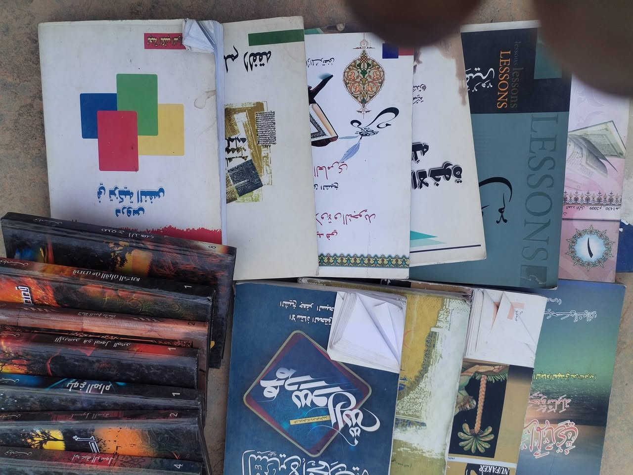 تصفيه مكتبه،،
مجلدات وكتب وكتيبات متنوعه.
دينيه ..علميه ..ثقافيه
250 الف دينار فقط


**إذا كنت صاحب هذا الإعلان وتريد حذفه لأي سبب، رجاءا أرسل رسالة إلى الدعم الفني**