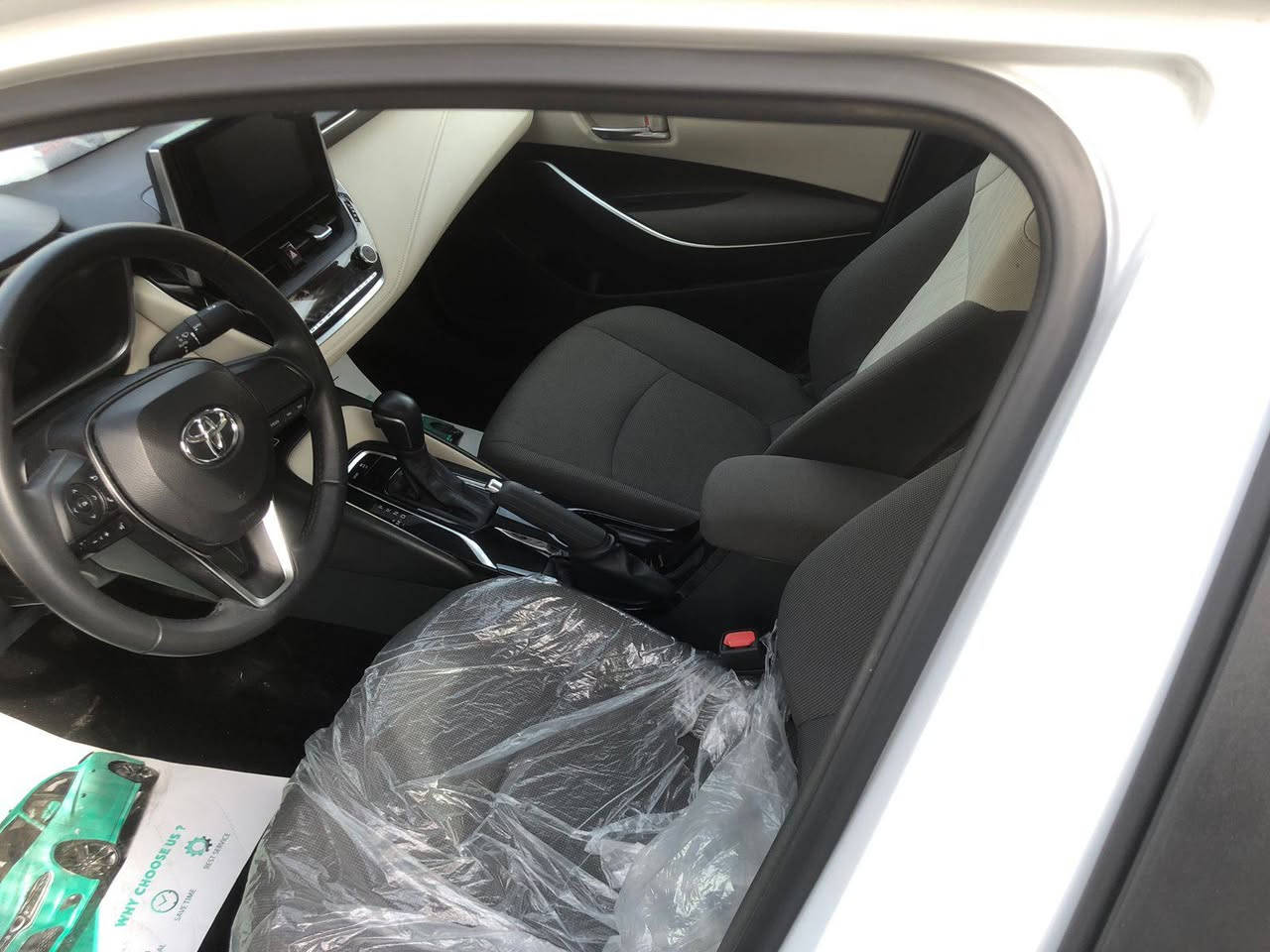 السلام عليكم تويوتا كورلا 2024 ماشية 10 الف مكفولة بعد بيها 6 تبديلات دهن فول مواصفات بصمة فتحة سقف كاميرا السعر 195 ورقة و بيها مجال المكان بغداد للاستفسار اكثر الاتصال على الرقم ***********
