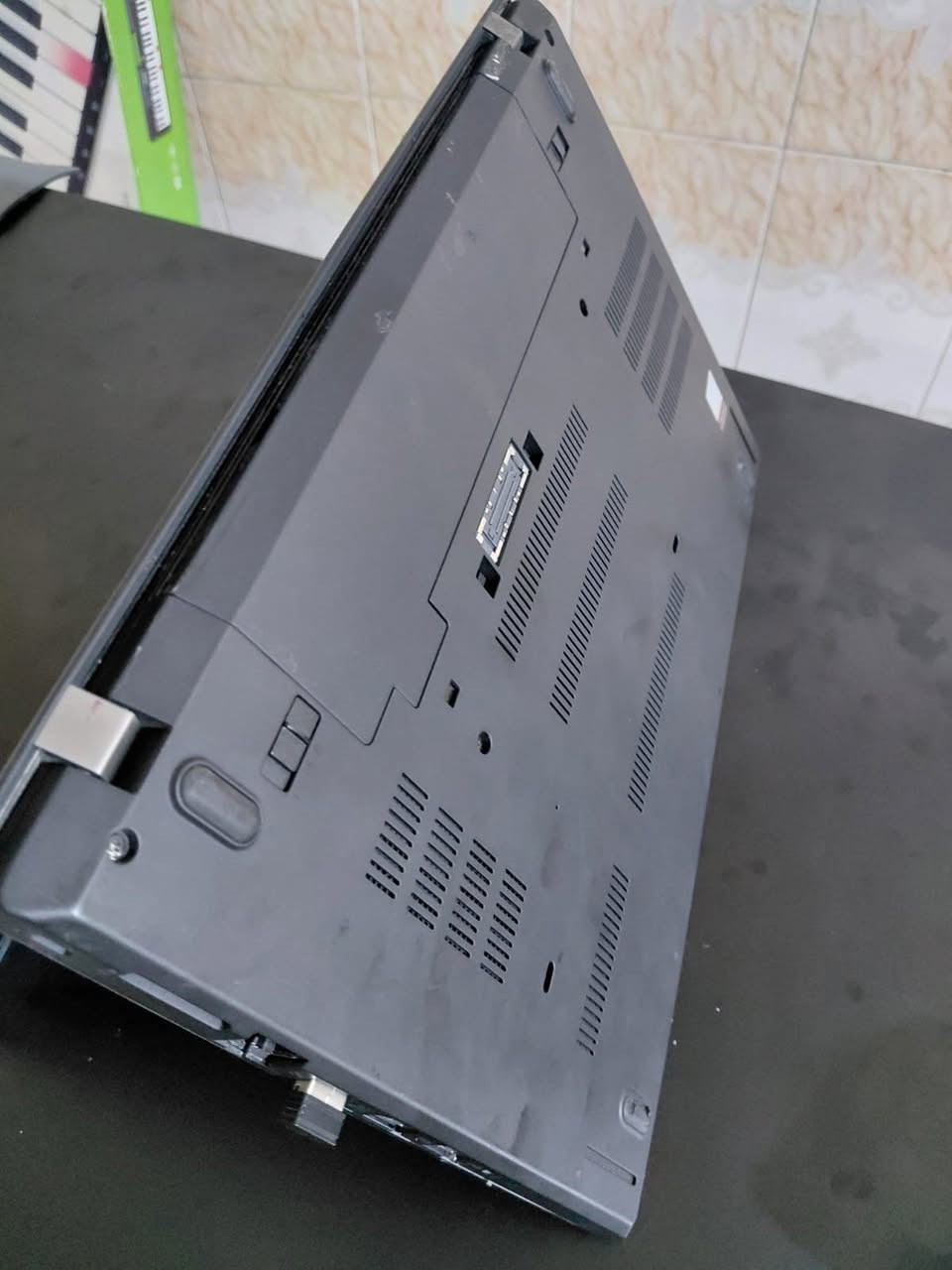 لابتوب لينوفو لمس كيبورد لا يعمل 
المواصفات
RAM8
HARD256SSD
CPUCORI7 جيل سابع
دبل بطارية 
شاشة لمس
العيوب
الكيبورد عاطل 
الملحقات 
كيبورد وايرليس 
حقيبة مع شاحن  / اتصال *********** حلة, بابل
