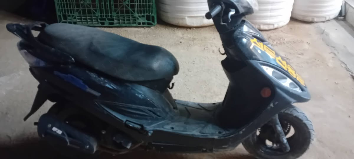 كامكو جي فور للبيع دراجة جاهزة وكلشي شغال نكرة سلف سعر ٤٥٠ وبيه مجال مكاني نجف حي النداء لتواصل وتساب ***********
