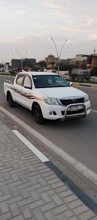 هايلوكس • ٢٠١٥ • رقم كربلاء