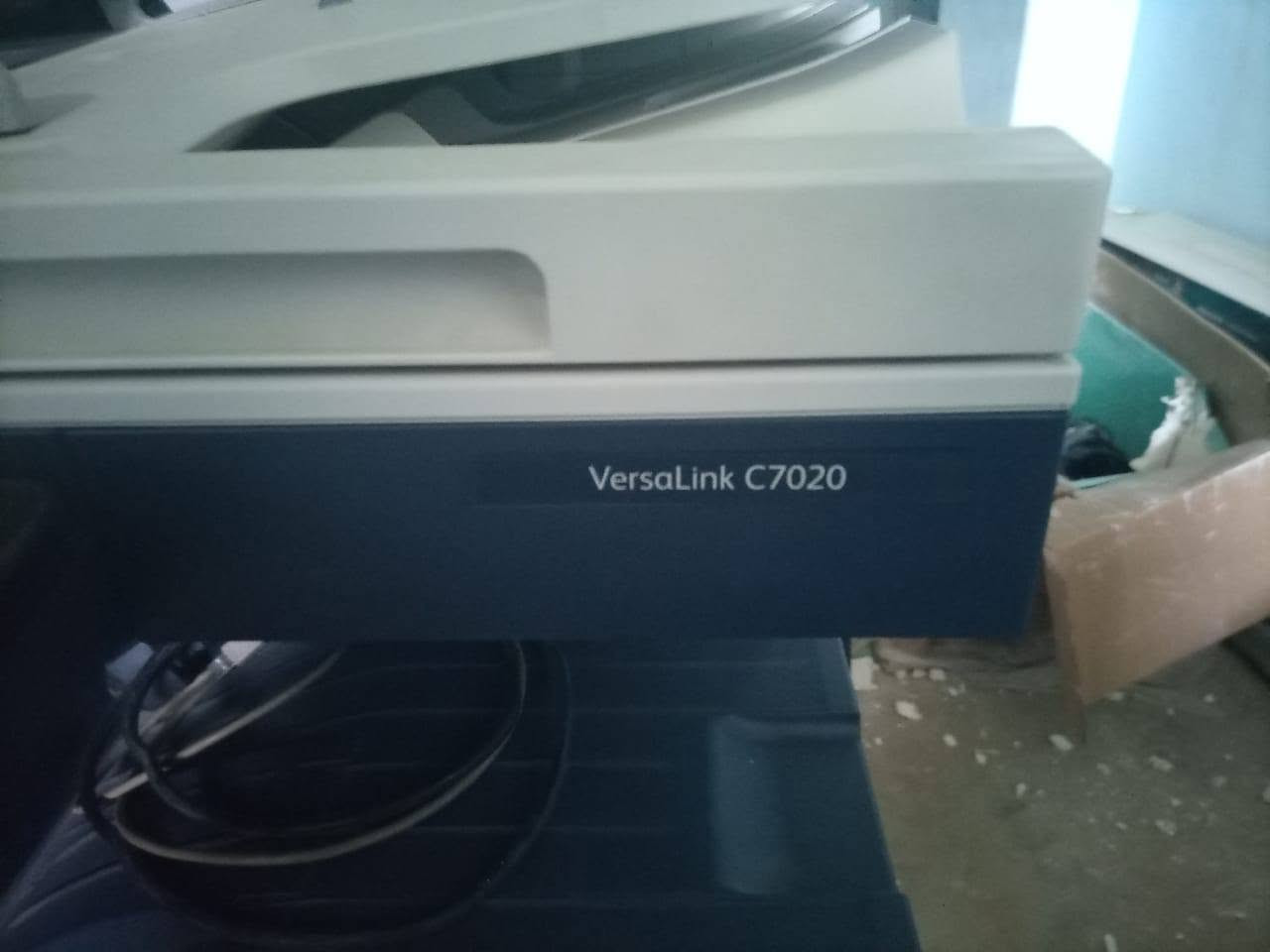 🖨️ للبيع طابعة تصوير وطباعة ملونة احترافية Xerox VersaLink C7020
الجهاز بحالة جيدة ومناسب للشركات، المكاتب، المدارس، ومراكز الطباعة.

✅ طباعة ملونة وأبيض وأسود
✅ تصوير مستندات
✅ سكانر
✅ يدعم مقاسات A3 و A4
✅ طباعة أوتوماتيكية على الوجهين (Duplex)
✅ شاشة لمس ملونة
✅ اتصال شبكة و USB
✅ مزود بتغذية مستندات أوتوماتيكية (ADF)

موديل: Xerox VersaLink C7020

الطابعة بعدها جديدة واستعمالها خفيف

📞 للتواصل: [٠٩٣٥٤٧٩٤٣٤]

يرجى التواصل على الخاص أو الاتصال مباشرة.


**إذا كنت صاحب هذا الإعلان وتريد حذفه لأي سبب، رجاءا أرسل رسالة إلى الدعم الفني**