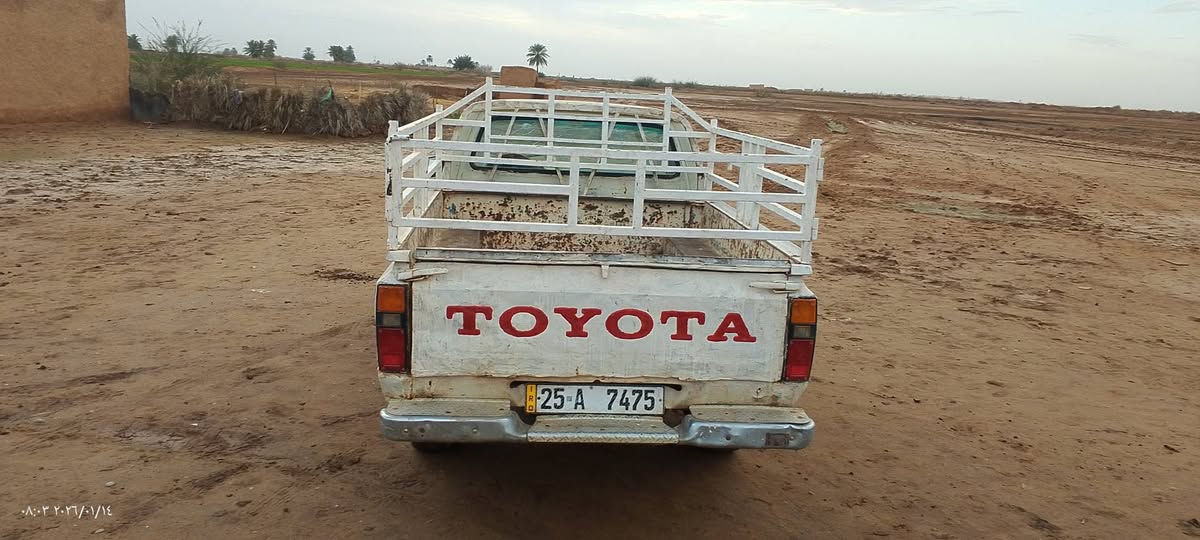 سياره 80 للبيع ما ناقصها اي شي سعرها 32 وبيهامجال  مكانها كركوك الحويجة  رقمها انگليزي  سنويه ل 29 ..  للاتصال ع ***********
