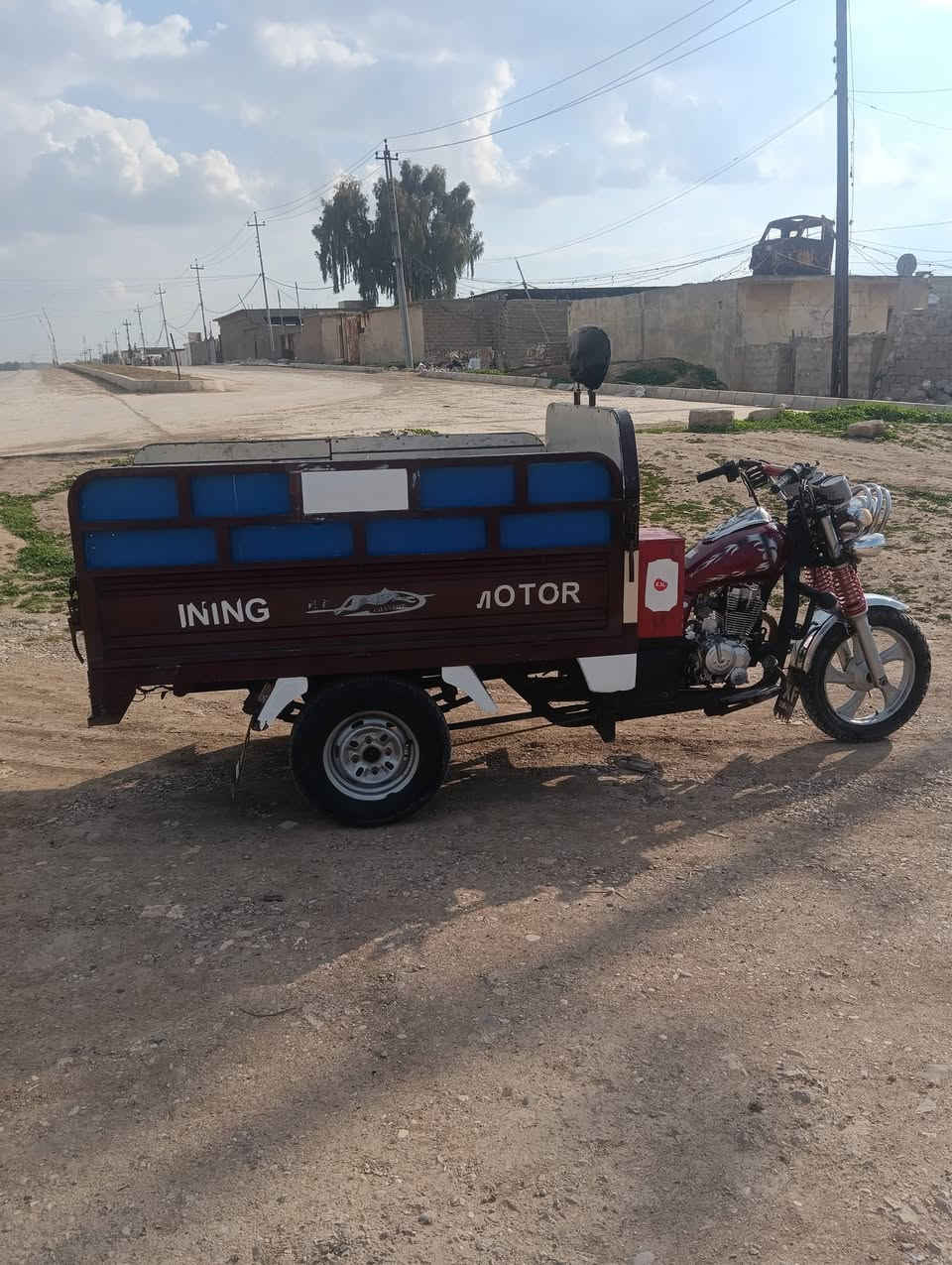 ستوت 2018 محرك 2023 شرط ما مفتوح وايرمينيه كلها شغاله ضخم تايرات ستوته كلها شرط مكاني بالايمن بحي العبور ***********
