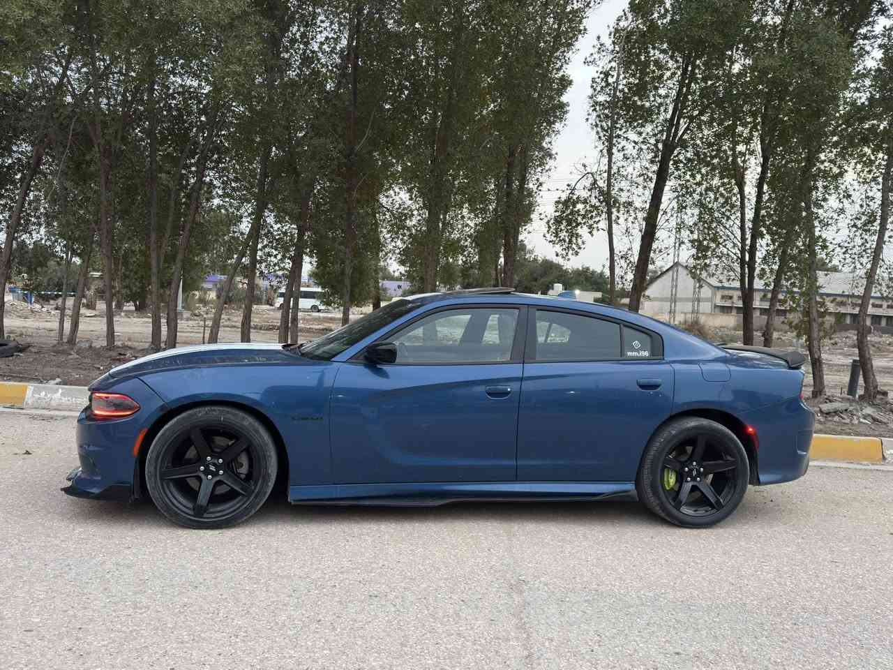 للبيع: دودج شارجر R/T HEMI
سيارة رياضية وعالية الأداء بحالة ممتازة ونظيفة جداً
الموديل: (2022)
النوع: Dodge Charger R/T HEmi
المحرك: HEMI V8 – قوة 💥 370+ حصان
الكير : أوتوماتيك
اللون الخارجي: ازرق
حادث جاملغ وبنيد قطعتين بس 
ماشية 47 ميل
مواصفات إضافية:
فتحتة سقف 
نظام صوت عالي 
شاشة الحجم الكبير 
بلوتوث و USB
حساسات و كاميرا خلفية
 مكيف هواء قوي
 جنوط رياضية
 نضام ترحيب 
 مثبت سرعة
 نظافة داخلية وخارجية ممتازة
السعر المطلوب: 245 وبيها مجال
المكان حله
📞 للتواصل: ***********
