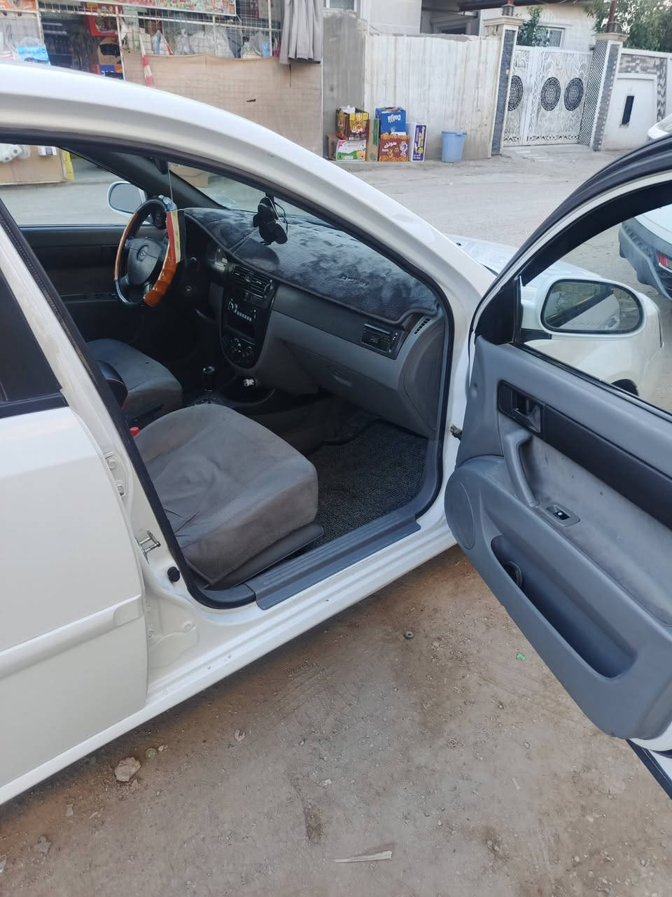 سلام عليكم اوبترا ٢٠١١
سياره مال جنايي 
تايرات جدد
محرك وكير خير منالله
سستم سماعات
بلوتوث
كاعيه جلد
ويل رياضي
سعر ٧٨وبيها مجال حك الجيه 
بيهاا قطعتين صبغ جاملغ خلفي وجاملغ امامي بس الهلال مالته يعني مو كله
رقم الهاتف ***********
