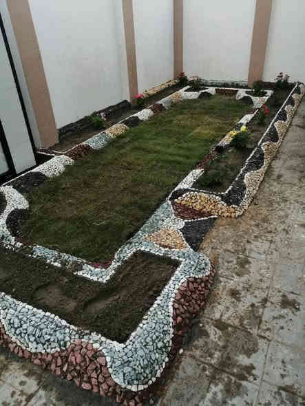 حسن لديكور***********
🍃مستـعدون🍂 ، لـترتيب🐦 الحدائق المنزلية 🏝️🏘️
وزراعة النباتات، 🌾🌴🌱والازهار، 🌼🌺🌻وقص الثيل.🌾🌾
وعمل الديكورات والتصاميم،الحديثة للحدائق،، بواسطة الاحجار الملونة 
ونعمل على تصميم الشلالات 💦والنافورات
