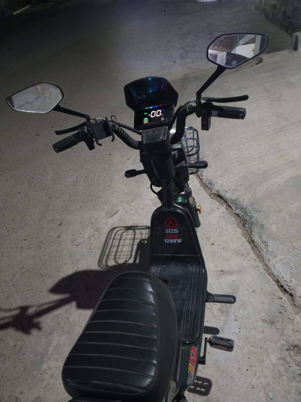 دراجه شحن نضيفه حلوه بكان ديالى بعقوبه بهرز السعر 450وبي مجال قليل


**إذا كنت صاحب هذا الإعلان وتريد حذفه لأي سبب، رجاءا أرسل رسالة إلى الدعم الفني**