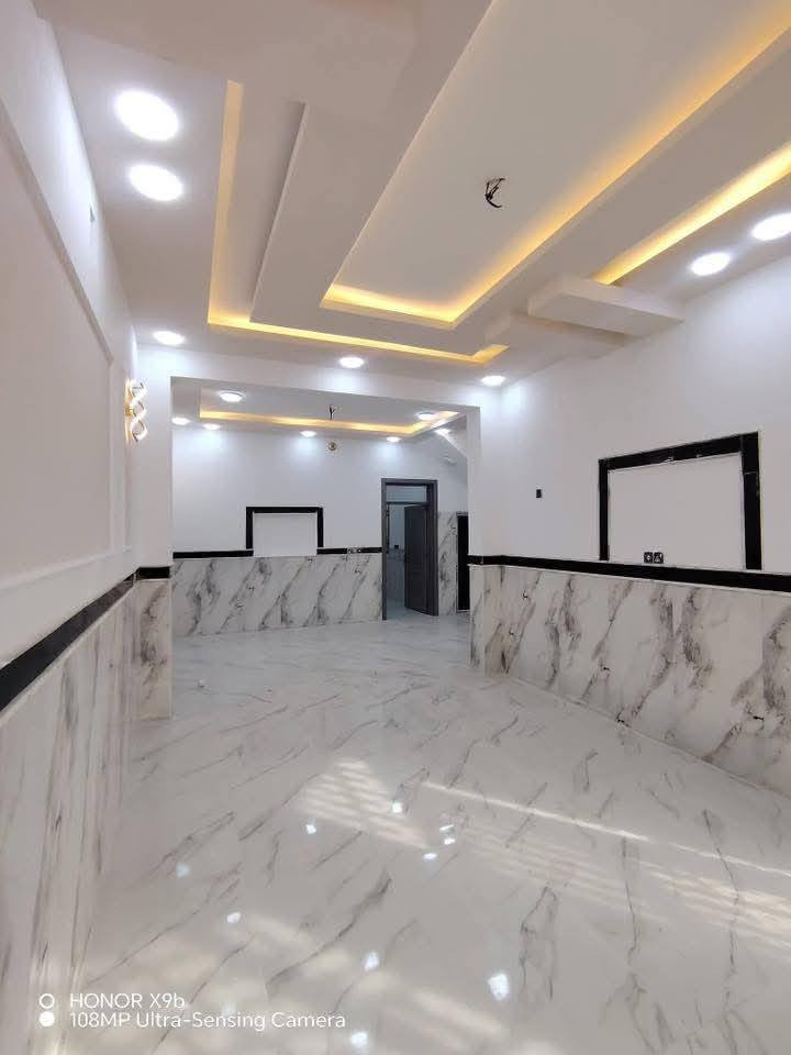 كربلاء مجمع سيد اسماعيل السكني
بيت للبيع المساحه ١٠٠م  طابق واحد بناء طابوك 

السعر ٨٥ مليون مع المجال البسيط 

  بس جيب غراضك وتسكن بلبيت 

يحتوي على غرفه وصالة واستقبال ومطبخ وصحيات٢ وطارمة شغل درجة أولى صب كونكريت مسلح 

سند٢٥ إقرار محكمه مداور باسم المشتري خدمات كامله 

للحجز والاستفسار الاتصال او مراسلتنا واتساب 

***********

***********
