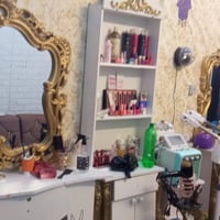 للبيع غراض صالون محل كامل في بغداد 07715292615/07847012749