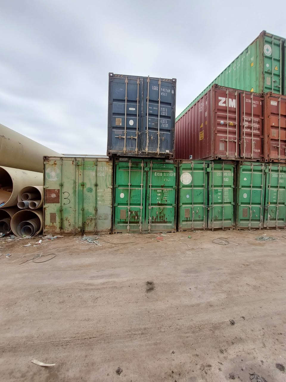 توجد حاويات لون اخضر عراق بصره ***********
