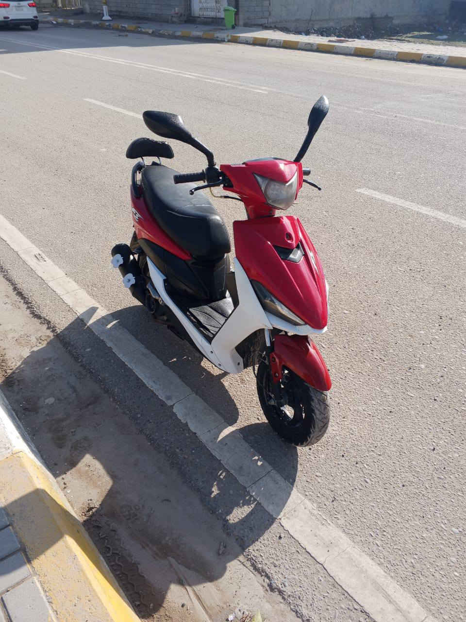 السلام عليكم
ماكس موديل 2021 محرك مامفتوح كهربائيات كلها شغاله تخم تاير جديد دبلات جدد نكره سلف بكل وقت السعر 550 وبيها مجال مكانها الاسحاقي للاتصال ***********
