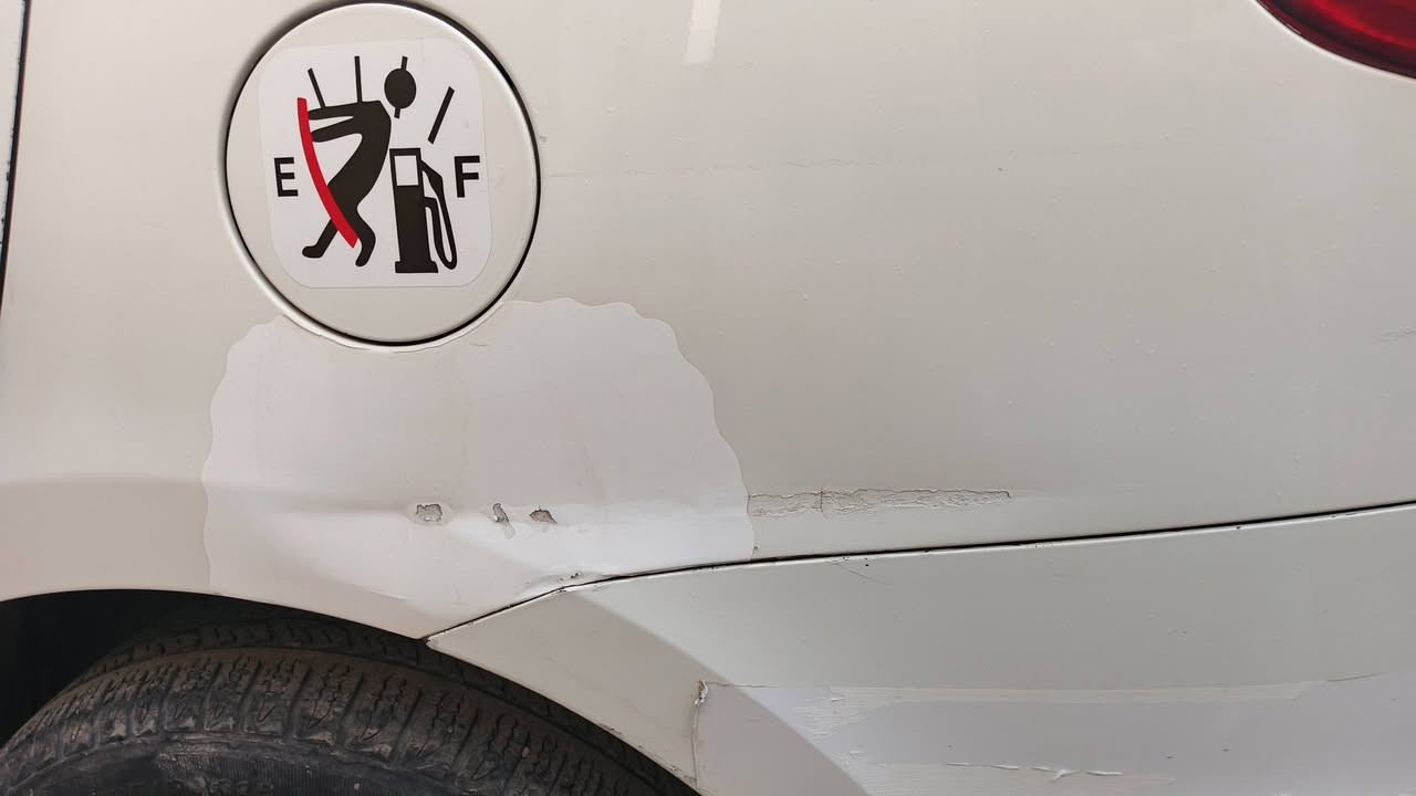 السلام عليكم سنتافي ٢٠١٢للبيع فول موصفات للخير محرك٦سلندر سياره خير من الله بصمه وبصمه ابواب فتحه ٧راكب وبقيه معروفات سياره بيه صبع قبق جنطه فقط وبارد بل جاملغ فقط باقي مكفول رقم بغداد بسمي سياره السعر ١٤٥وبيه مجال الرقم ***********او***********
