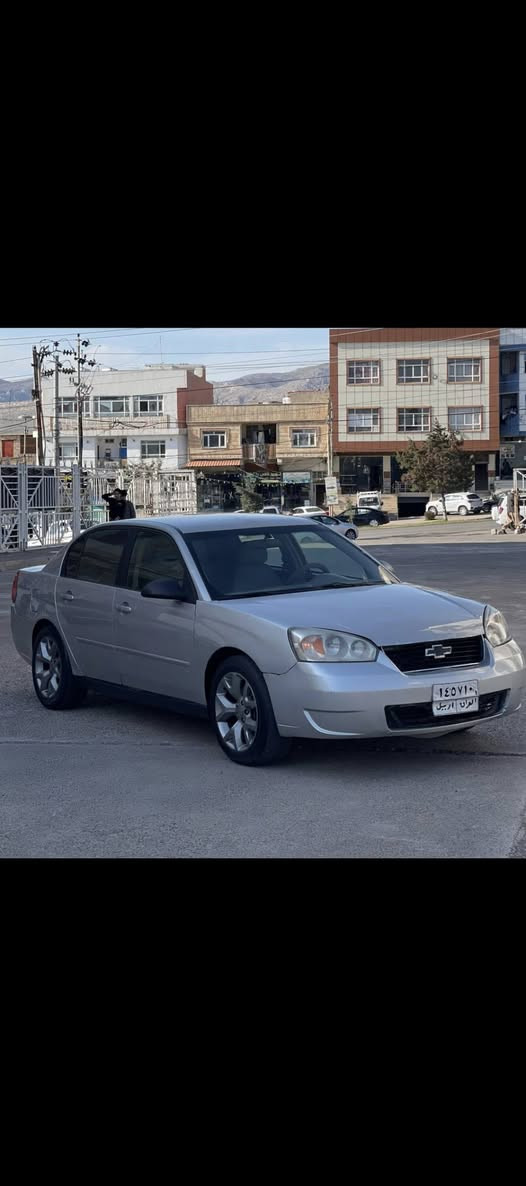 ​نوع السيارة: شيروليه ماليبو (Chevrolet Malibu).
الموديل: 2007.
​الرقم: أربيل (رقم شمالي).
​✨ تفاصيل السيارة:
​الفحص والتجيك: تعال وشوف السيارة وافحصها بنفسك، وخذها لأي فيتر يعجبك وتريده حتى تطمن وتتأكد منها.
​الكير والمحرك نظيفين وما بيهم شيء
​النواقص: نواقصها بسيطة جداً (مثل البيبان الخلفية حالياً ما تفتح، وشغلات خفيفة وسهلة الترتيب).
​📍 مكان السيارة:
​المحافظة: الموصل.
​المنطقة: حي السماح.
​💰 السعر والاستفسار:
​السعر: 46 ورقة وبها مجال للشراي الصامل.
​للمعاينة أو الاستفسار، يرجى المراسلة أو الاتصال مباشرة على الرقم:
📞 ***********
