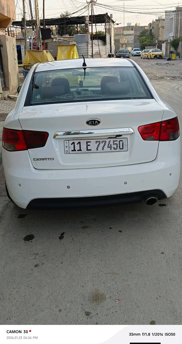 سيراتو لبيع 2012.
‏سياره فول ومكفول  ماعده الموضح بل سونار 
‏بارد وتكحيل 
‏ملاحضة .البنيد فقط مفتوح وليس مبدل لان شادين محرك جديد 
‏
‏VIP مواصفات 
‏1. بصمه ابواب + بصمه تشغيل+ فتحة سقف + اشير مري
‏2. محرك 1600 دكشن عالي 
‏3. حساسات خلفيه
‏4. تبريد+. تدفئة كشنات + هيترات ستيرن 
‏5.. هيترات خلفيه+ اماميه 
‏6. ويل كب عدد 5
‏7. كير رياضي 6 نمر طياره
‏8. بلوتوث+ اوكس
‏9.شفتات كير بل ستيرن 
‏10. فول تحكم ستيرن+ حاكيه 
‏11. بغداد هزه وسنويه جديده 
‏
‏سعر 110
‏مكان بغداد حي الحسين 
‏   .ويوجد وات ساب بل رقم 
‏+9647775936248
‏
