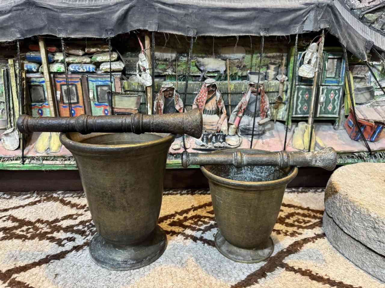 هاون عملاق ٢٤ سم 
هاون بغدادي ١٨ سم 
***********
