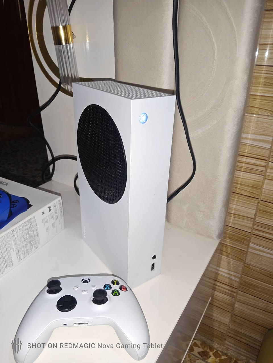 اكس بوكس سيريس اس مستخدم شهرين فقط معه دبل جوستك اصليات  مخلص كيم بأس نضافه 100سعر400 وبي مجال 

رقم الهاتف*********** 📞
