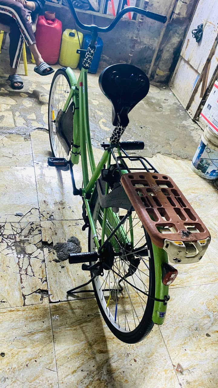 السلام عليكم..
باسكل للبيع حجم 26 مديل 2021 

لون مميز  BD

باسكل نضيف كلش السعر خاص 

مكاني ناصريه مركز حي اريدو رقمي *********** 

شراي تعال خاص مو شراي كمل طريقك.....؟
