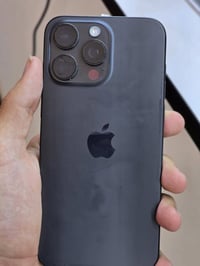 15promax 256 نضيف لون اسود مبدل شاشه اصلي الصين  وبطارية اصلية تدعم تك...