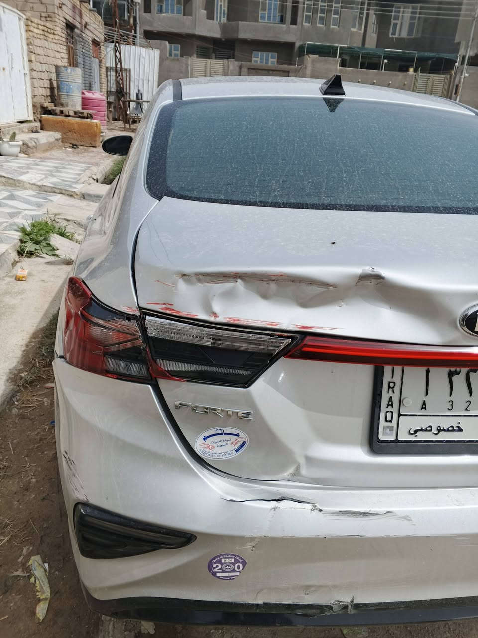 سلام عليكم سياره فورتي 19 السياره حلوه صار حادث بل سياره ابيع عله حادث مالته رقم سماوه معاقين سياره بعد شكم شهر وتخلص انطيك وكاله عامه بل سياره  لا تكسرون بسعره مو شراي لا يتعبني اتصل ***********
