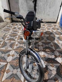 اخوان دراجة 4 كير  صارلها شهر من طالعه من المعرض النظافه 100/100 شوفت ...