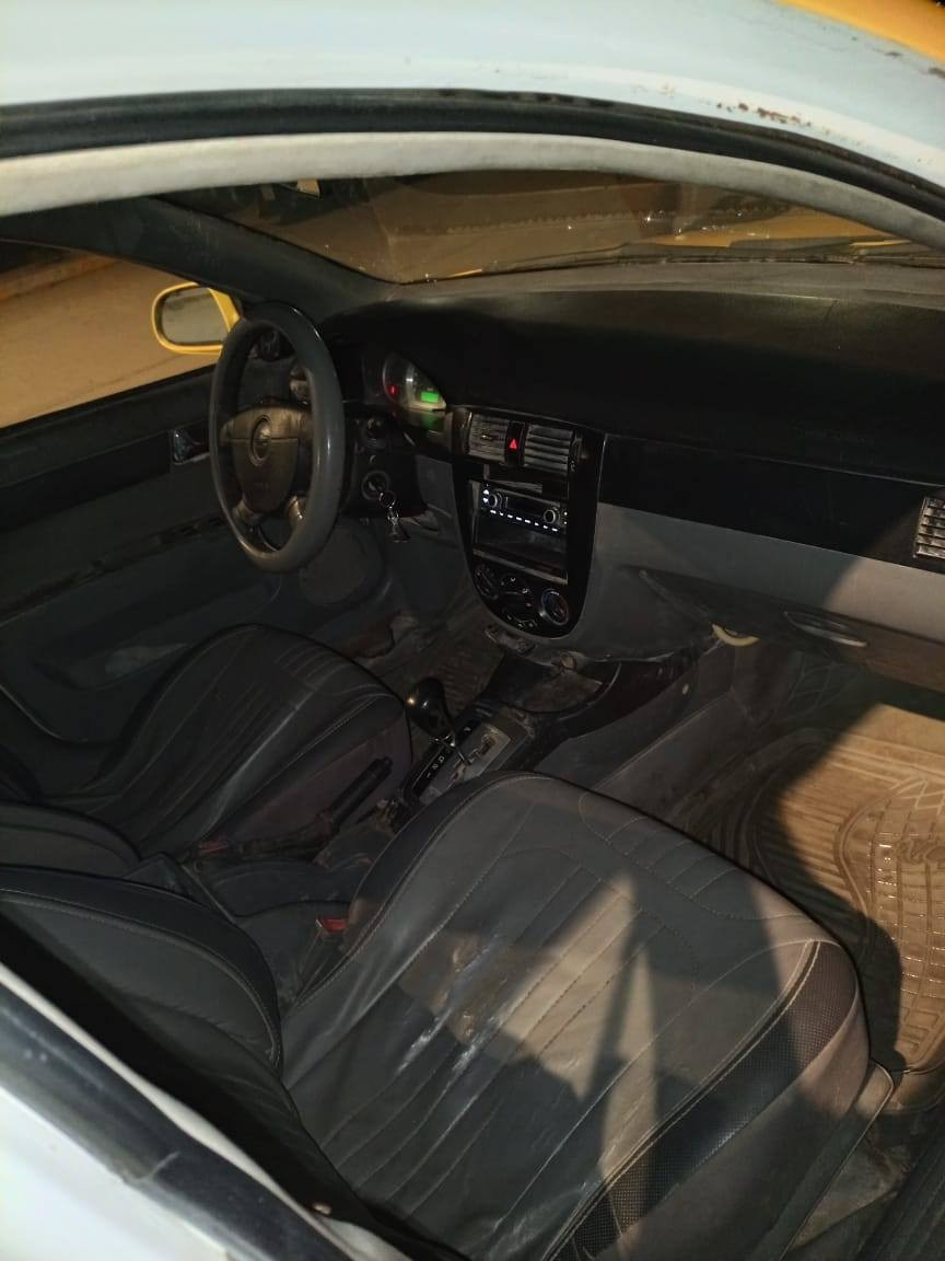 السلام عليكم اوبتره موديل 2011 كفاله من الضربه وتبديل بيه رشات بسيطه السيارة جاهزه  مكينه كير مكفولات حداديه جديدة تخم تاير كهربايات كله شغاله تبريد ثلج السنويه نافذه السعر 43 بيه مجال قليل مكاني ميسان رقمي ***********
