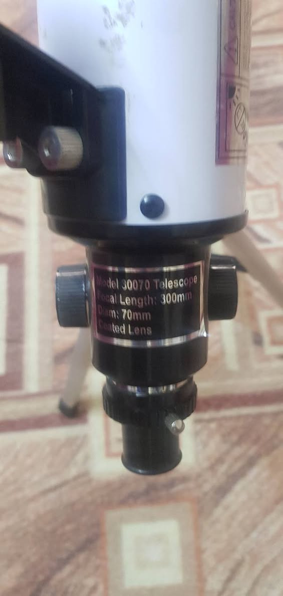 السلام عليكم اخوان ناظور تحفه جديد غير مستخدم للبيع يوجد توصيل
***********
