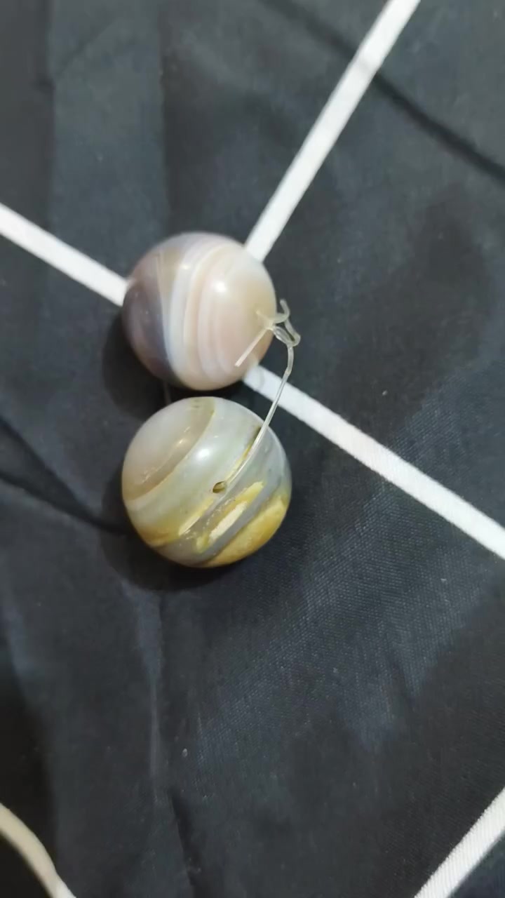 سلام عليكم خرز للبيع كلمن الو سعره


**إذا كنت صاحب هذا الإعلان وتريد حذفه لأي سبب، رجاءا أرسل رسالة إلى الدعم الفني**