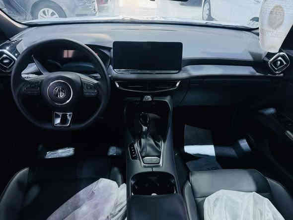 للبيع ام جي جيتي2025 اوتوماتيك ماشية  7 الاف رقم اربيل نص مواصفات للبيع فقط بسعر 114
تريد تحويل تريد وكاله موجودة السيارة  كفالة عامة من الصبغ والشخوط والضربة والكير والمكينه 
بصمه.كامرا.كشنات جلد لونين شاشه بلادي كار بلي حساسات خلفية.اشاير بالمري.لد امامي والمواصفات المعروفه 
مكان السياره بغداد..بغداد الجديدة 
غير متواجد على الماسنجر وللبيع فقط اخوان ليس للمراوس
***********
