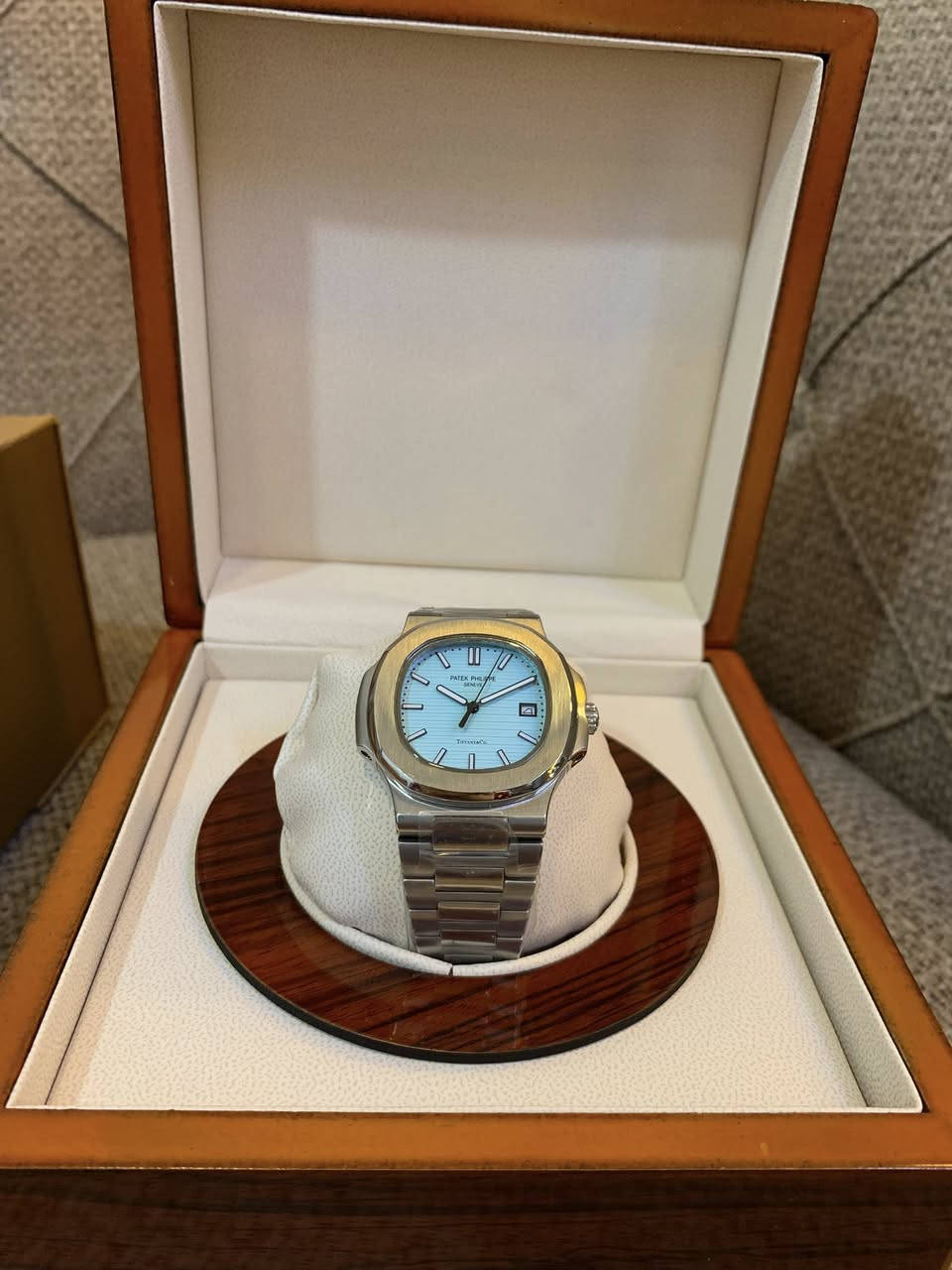 باتك فيلب تيڤاني اوتو مختمة ميد ان سويس  وزن ثقيل مكينة كشف


**إذا كنت صاحب هذا الإعلان وتريد حذفه لأي سبب، رجاءا أرسل رسالة إلى الدعم الفني**