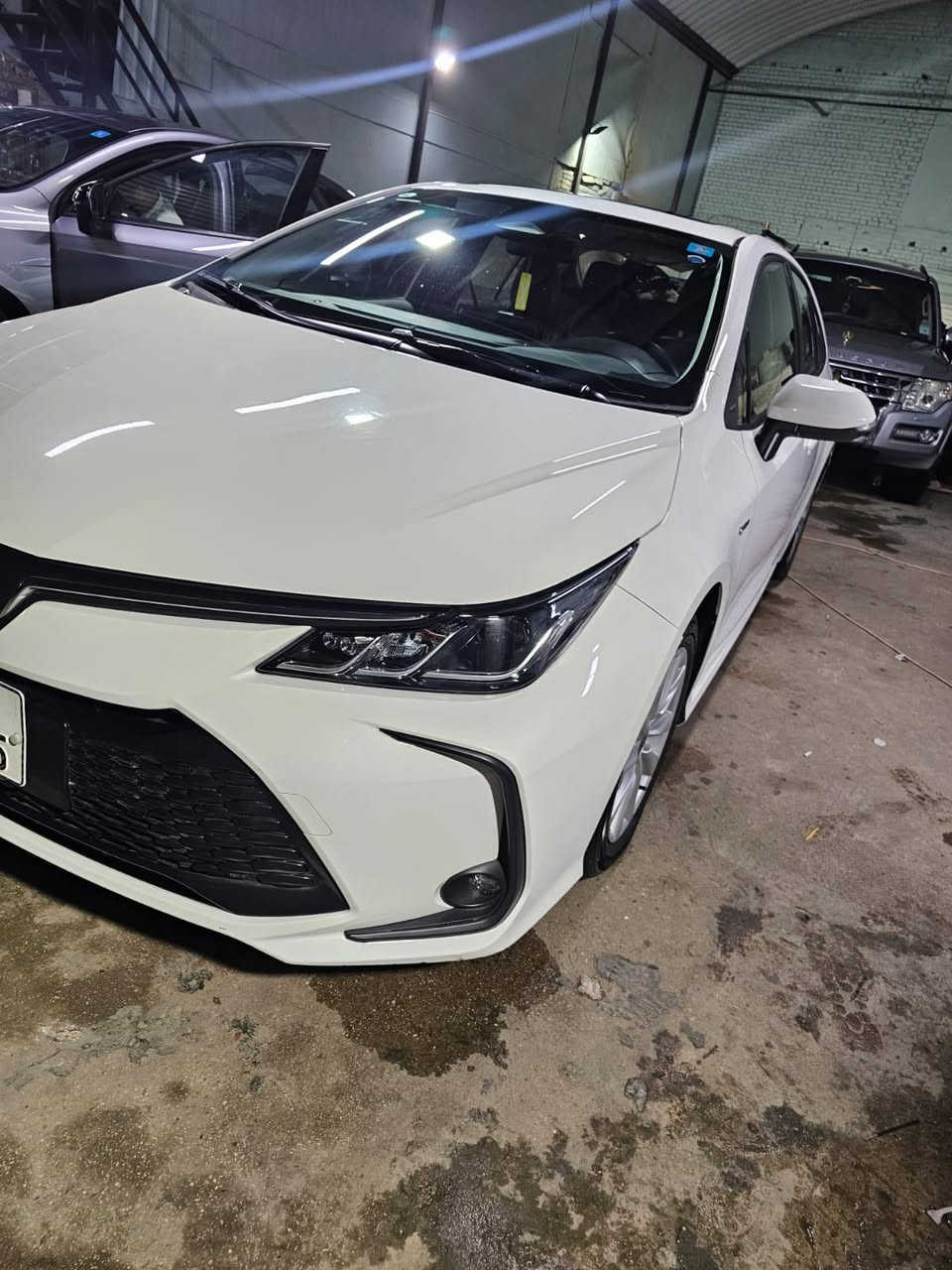 السلام عليكم
كورلا هايبرد 2025
ماشية ٢٠ الف 
كفاله عامة
بدون اي ملاحظة 
السعر  16300$
بيع فقط بدون مراوس 
مكان السيارة بغداد

0773 448 8188
