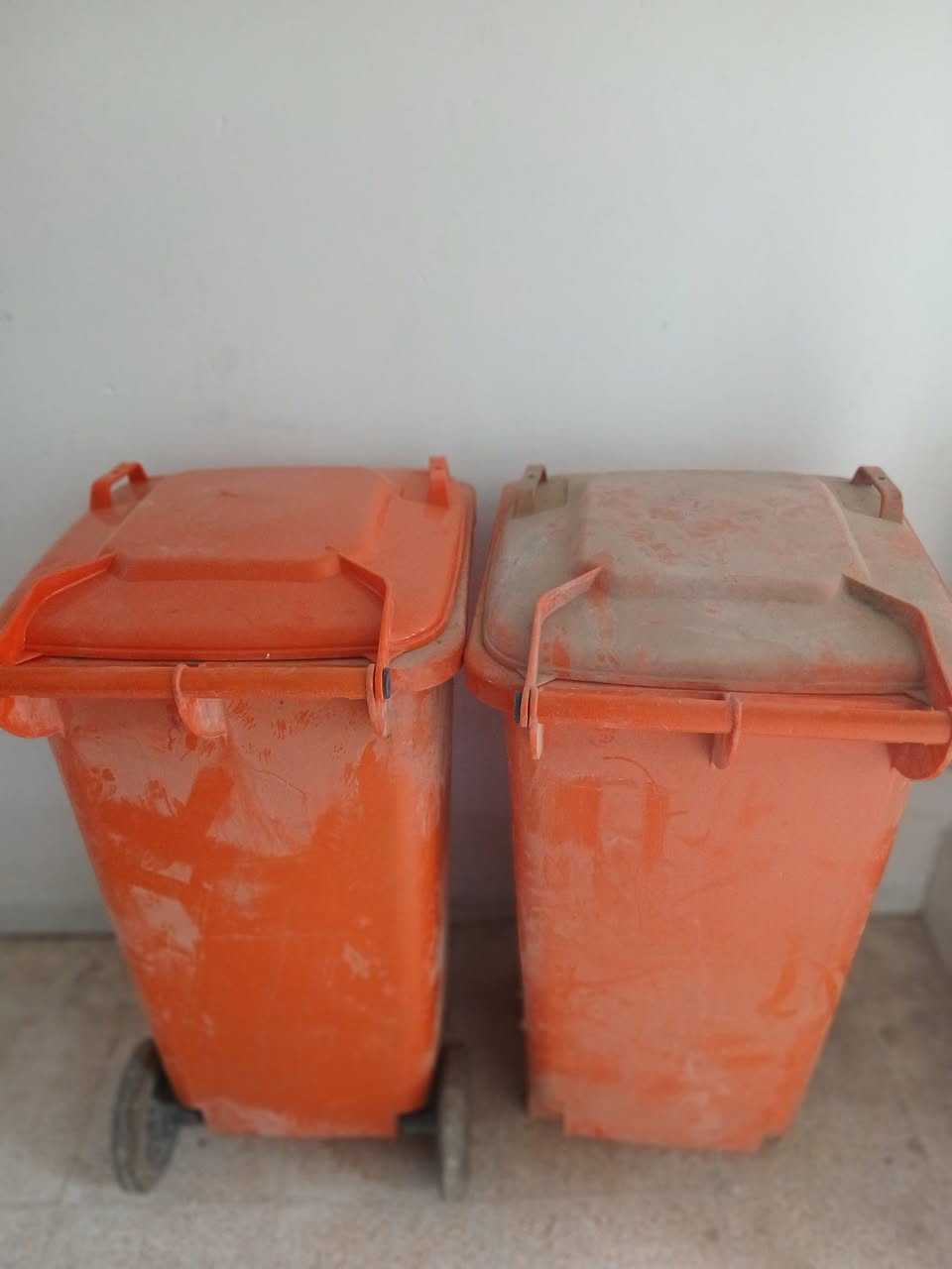 دوو سەتڵی خۆڵ بۆ فرۆشتن لەسلیمانی شکاویان نیە بیعەیبن تەنها دانیکیان تایەکانی نەماوە


**إذا كنت صاحب هذا الإعلان وتريد حذفه لأي سبب، رجاءا أرسل رسالة إلى الدعم الفني**