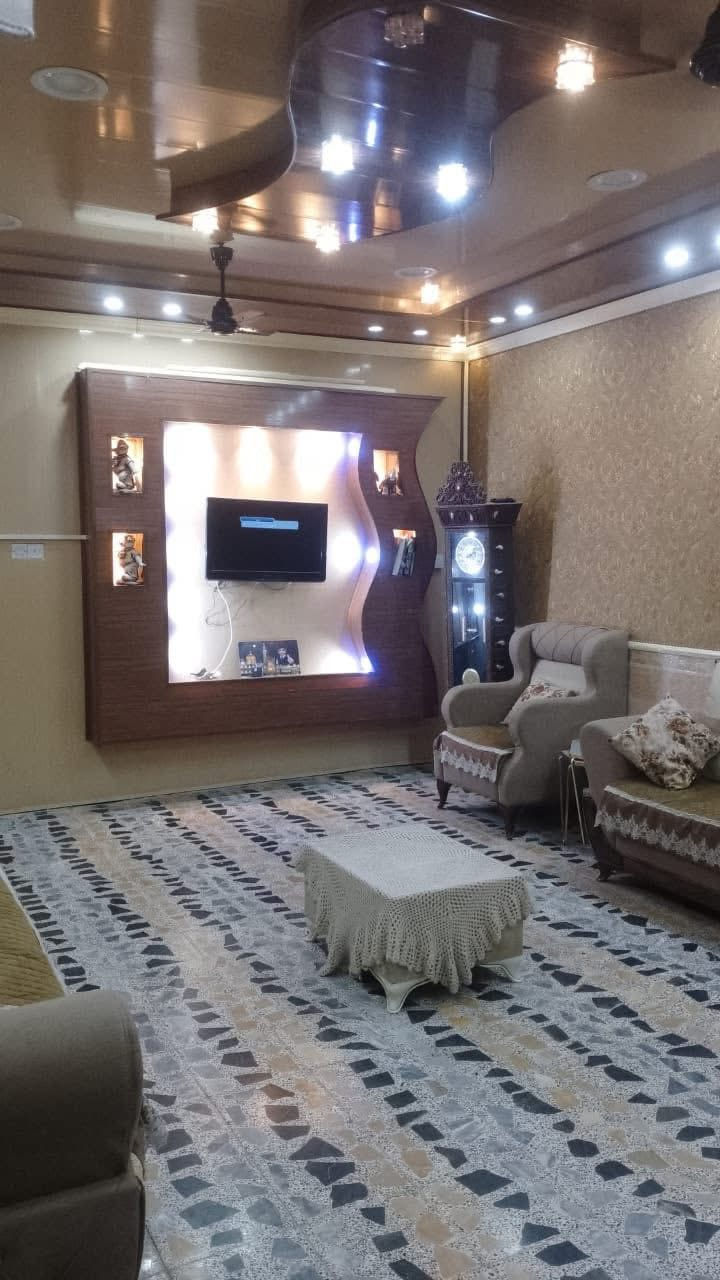 للبيع – دار طابو صرف  🏡

📐 المساحة: 200 م²
📍 الموقع: الفتاحية  
قرب   محلات رؤوف  –

🔹 المواصفات:
 • استقبال
 • مطبخ
 • غرفتين نوم
 • حمام داخلي
 • طارمة •
 • صحيات

🏦السعر 125 

📞 للاستفسار: ***********
