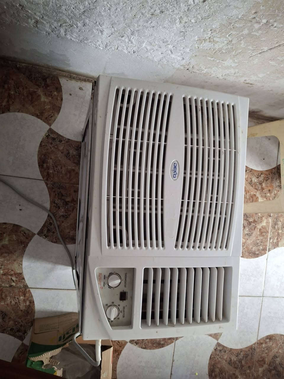 سلام عليكم  عندي اركنديشن  نوعية  ديكو  حار بارد ومستخدم موسم واحد والسعر ٤٠٠وبي مجال العنوان  ناحية المعتصم ***********من رخصت الدمن
