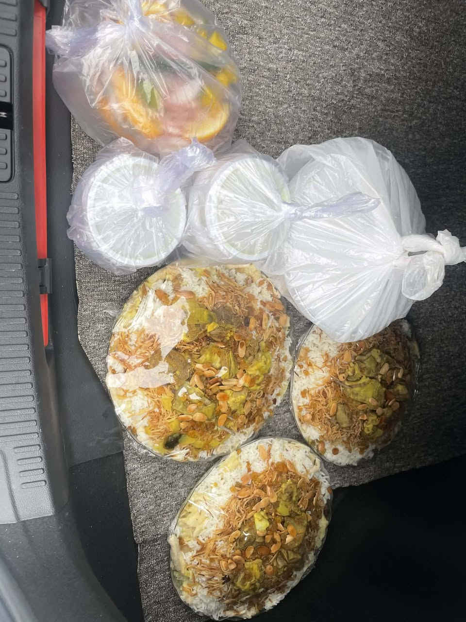 طلبيه  زبونه داىمى  دليمي
ثلاث صواني دليمي لحم.  صوره رأى زبونه. 

الف عافيه عليهم ياربي.   احجز كل أنواع اكلات حسب طلب 

     
موقعنه فى خانقين    عندي بس خدمه توصيل  خانقين    اي سؤال خاص  واتساب  هذا رقم***********،😋 ،😋
