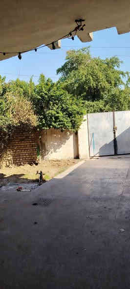 السلام عليكم يوجد بيت للايجار بغداد الزعفرانيه شارع الكهرباء حسينية المهدي شارع سكلة ابو سعد م150متر للاستفسار اتصل ***********
