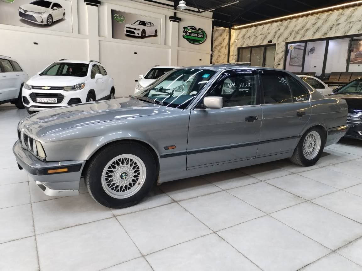 السلام عليكم
من رخصت الادمن
السعر 67 وبي مجال للطيبين
للبيع  بيم 525 اصل عليها محرك وكير مال صقر 528 موديل91 السياره باسمي هزه جديده سنويه ما ساقطه شرط  التحويل كشنات كهرب سلايد كير و محرك خير من الله  عليها ادامه كامله مسويها  تبريد شغال باتري جديد عليها منظومه كزور   ع كنتور  صوتها طرب لايت زينون داخل صاج سياره بدون ضربه
مكان السياره موصل مدينة المعارض الجديدة شارع الوسطي معرض الآغا للسيارت

للاستفسار اتصل ع أرقام التاليه

*********** موصل, نينوى
