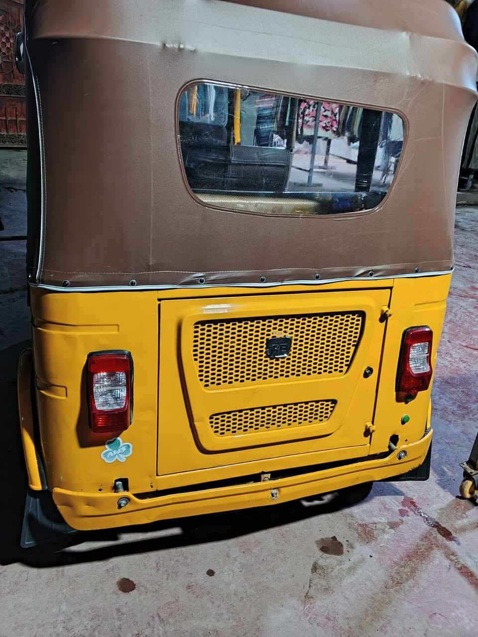 تكتك لبيع موديل 2022شهر 10 رقم بغداد
تحويل مباشر بيها صبغ جماليه 
مكينه اكسن كفاله 
السعرر 7500
العنوان بغداد حي نصر 
رقم الهاتف ***********
